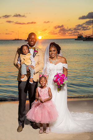 Lailah Thompson ’16 and family