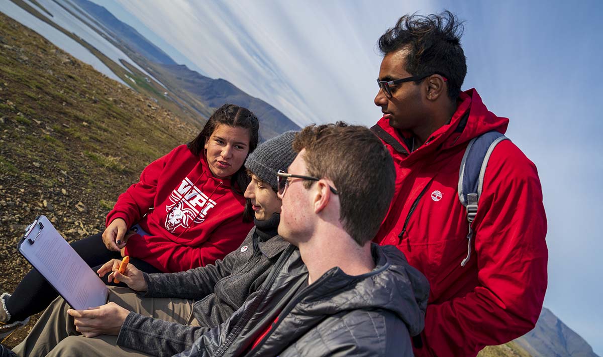 WPI alpine loop team in Iceland