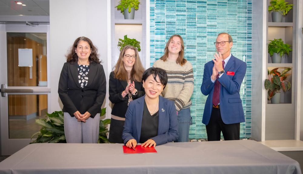 President Wang signs Okanagan Charter adoption