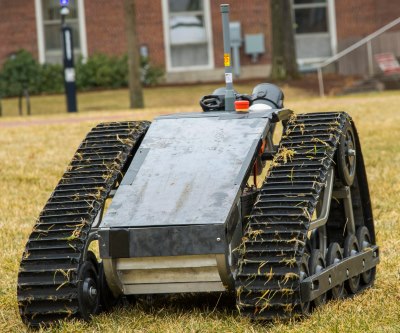 The robot is designed to move quickly and autonomously to investigate possible intrusions on unmanned military bases