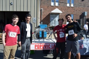 Thane Hunt, Professor Marko Popovic, Daniel Fitzgerald, and Andrés Leiro with Hydro Dog at the Vecna Race.